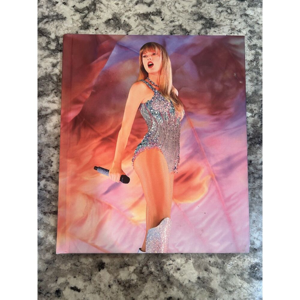 The Official Taylor Swift | The Eras Tour Book (Hardcover)